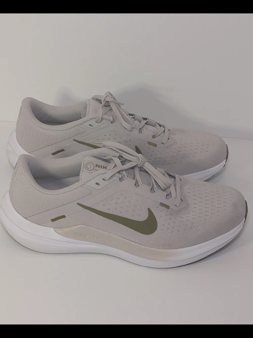 Nike Air Winflo 10 Platinum Violet Pacific Moss Women Size 10